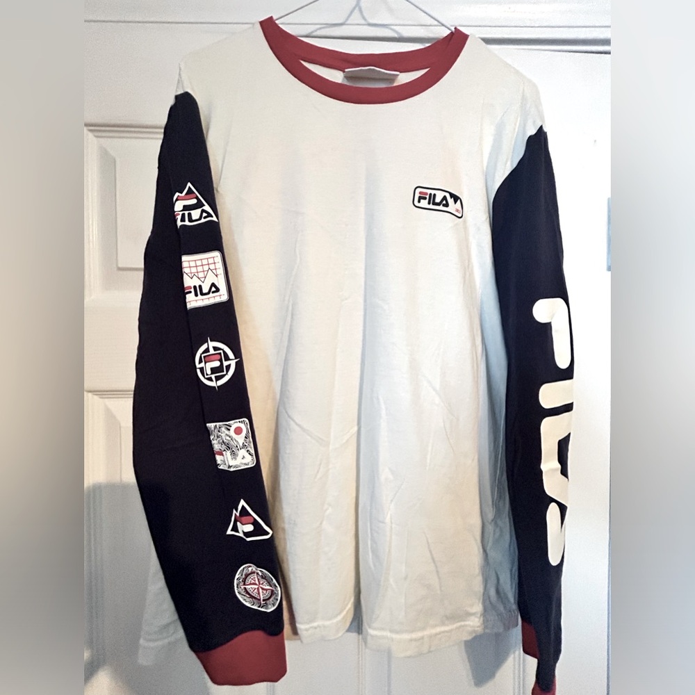 Fila Long Sleeve T Shirt Mens Small